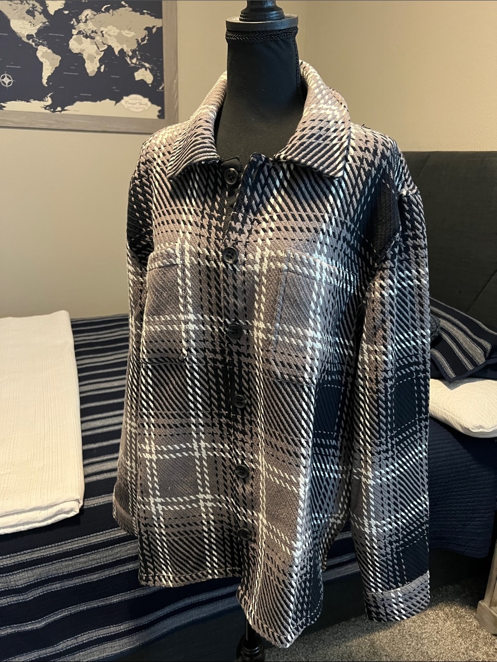 Joe's Jeans Black, Gray and cream Plaid Lightweight Shirt Jacket
